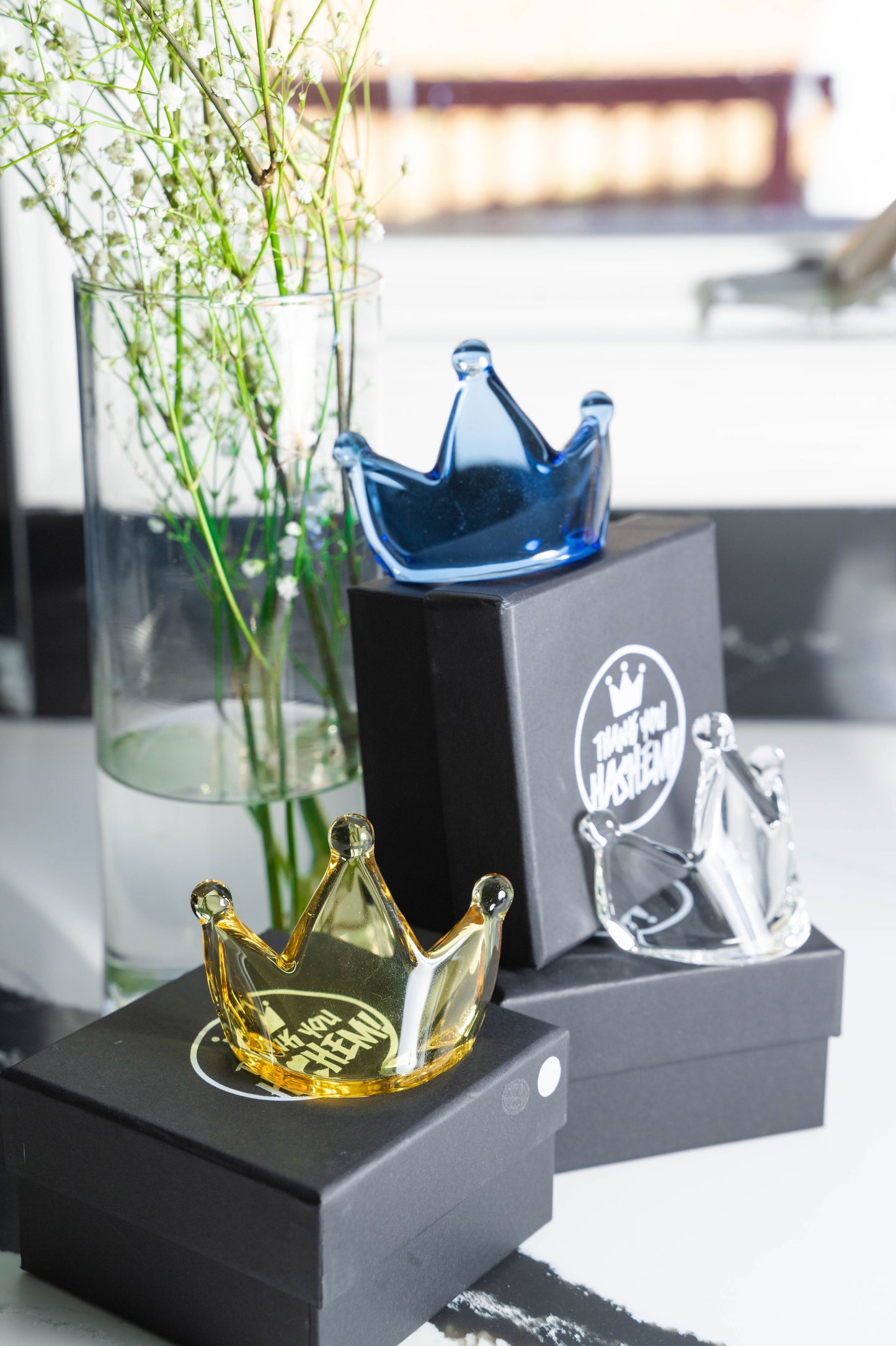 TYH Crown